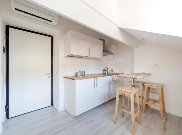 شقة Sammartini Nice Attic ميلان المظهر الخارجي الصورة